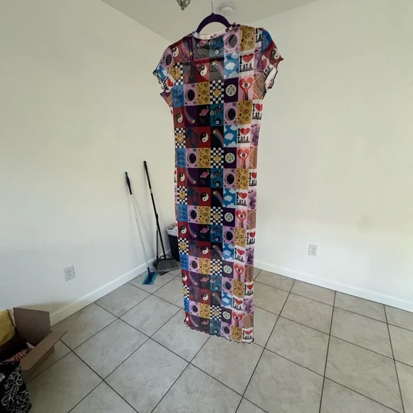 Mesh Patchwork Print Maxi Dress with attached slip - Picture 2 of 3